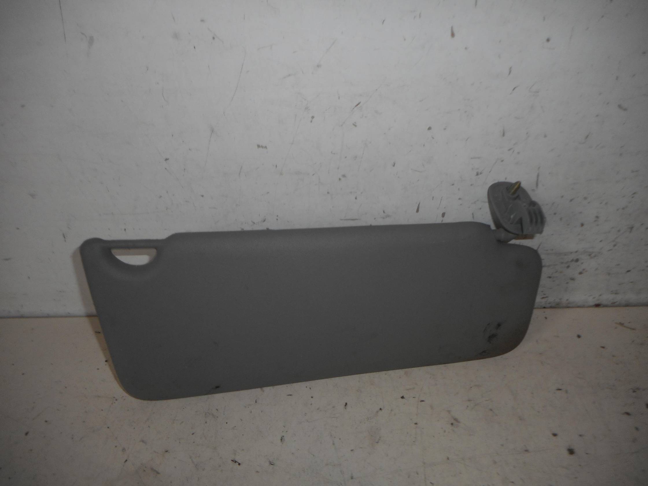 Aletta parasole parabrezza sx.